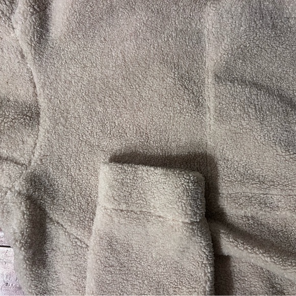 Vince Cozy Faux Shearling Pullover Hoodie - Picture 4 of 5